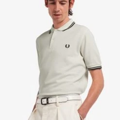 Slim-Fit Polo's Fred Perry Polo M3600 Ecru -Aanbiedingen Shirt Vorm Winkel 72009 5